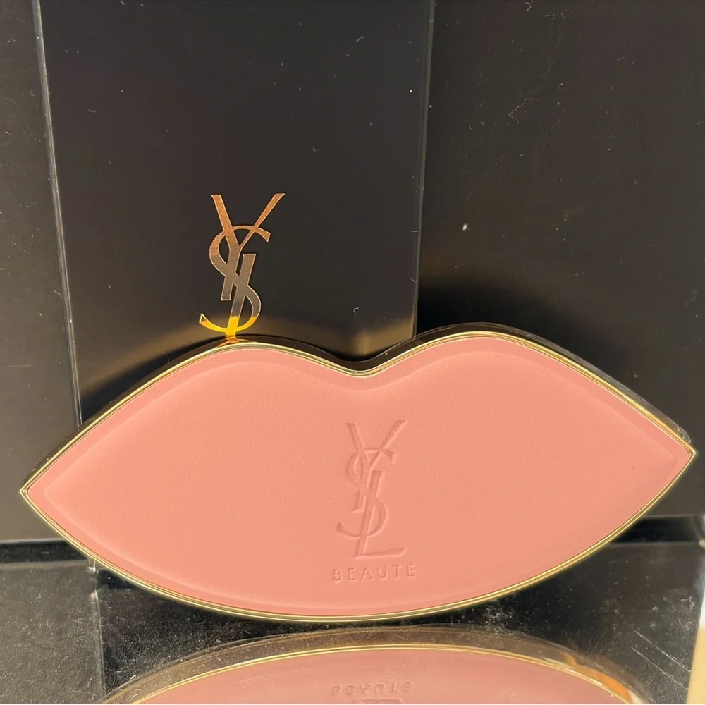YSL Yves Saint Laurent Beaute  Mirror NEW